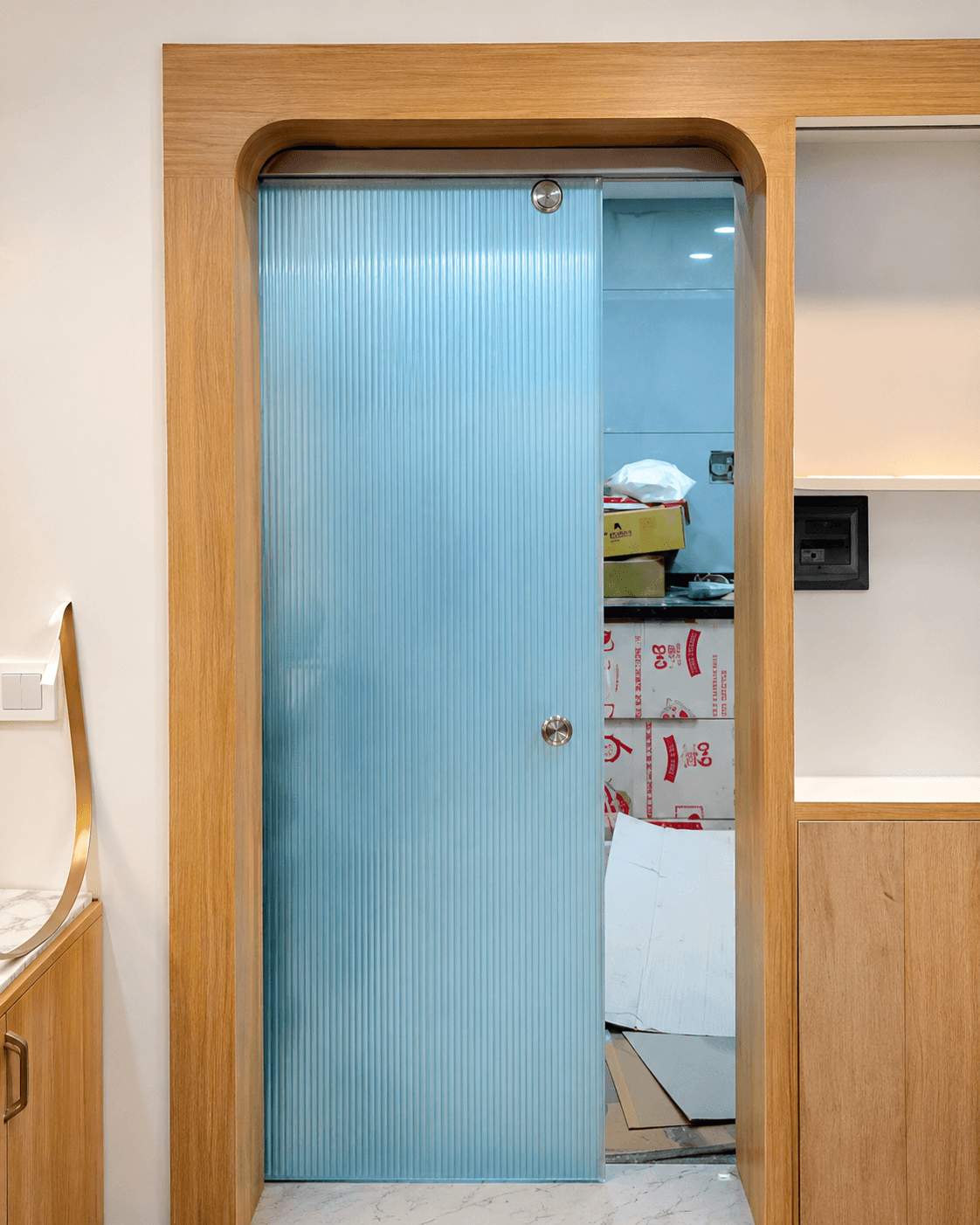Sliding Door